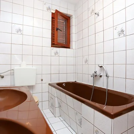 Apartman By The Sea Arbanija, Ciovo - 17332 *